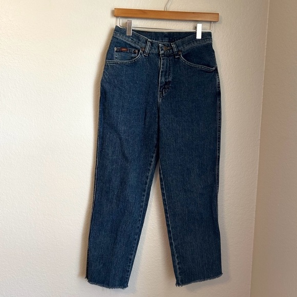 Lee Denim - Vintage Lee Women’s High Rise 90s Medium Wash Straight Denim Raw Hem Jeans, Sz 8